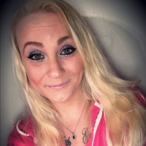 Meet your Posher, Tiffany